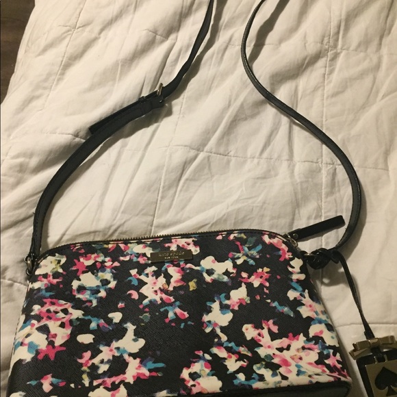 Kate spade purse - Picture 3 of 7